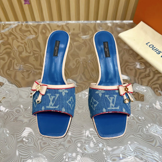 0528 Cat heel sandals