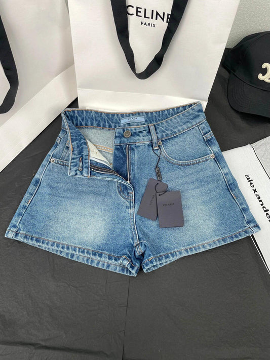 0528 Contrast color high waist washed denim shorts