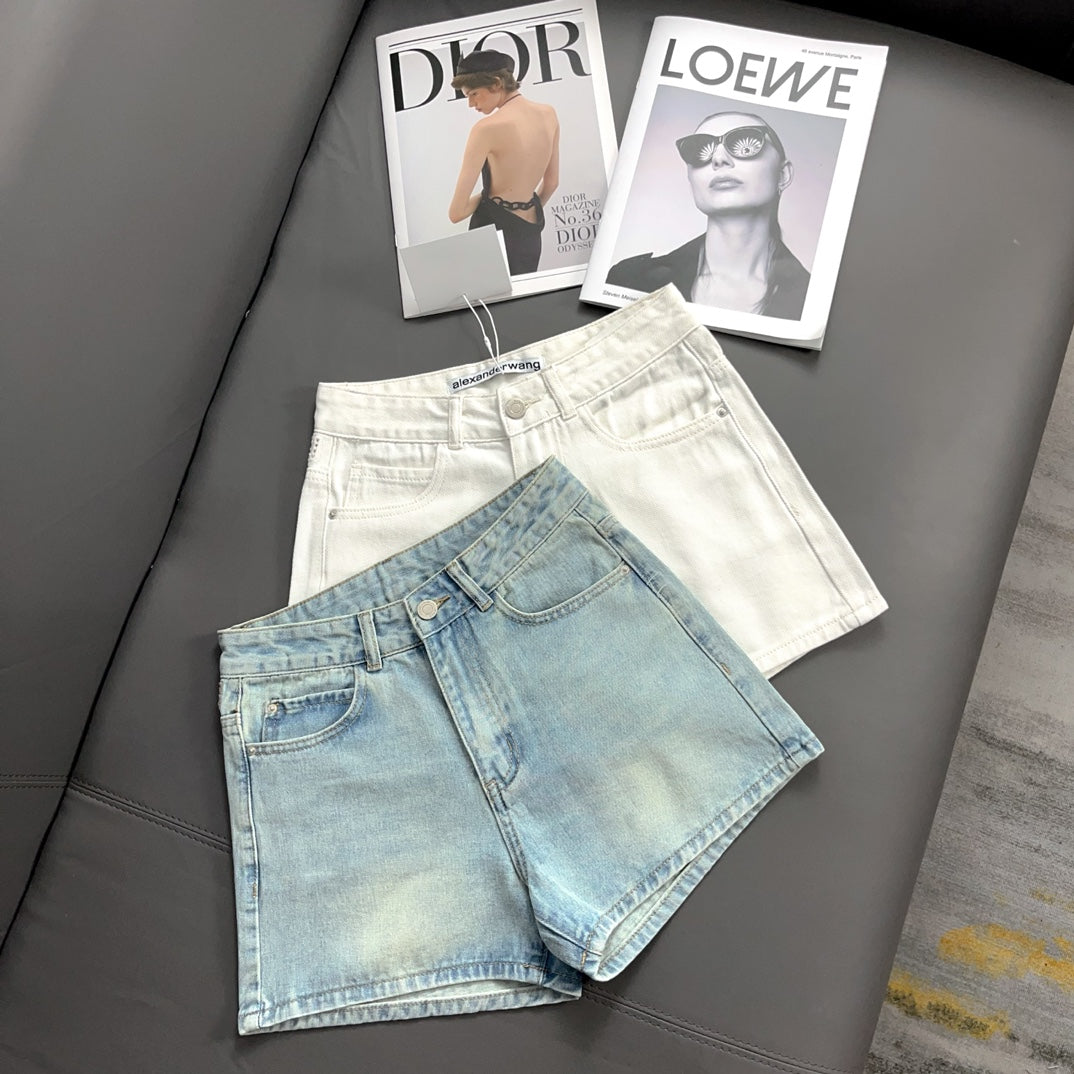 0528 Denim shorts with cutout letters