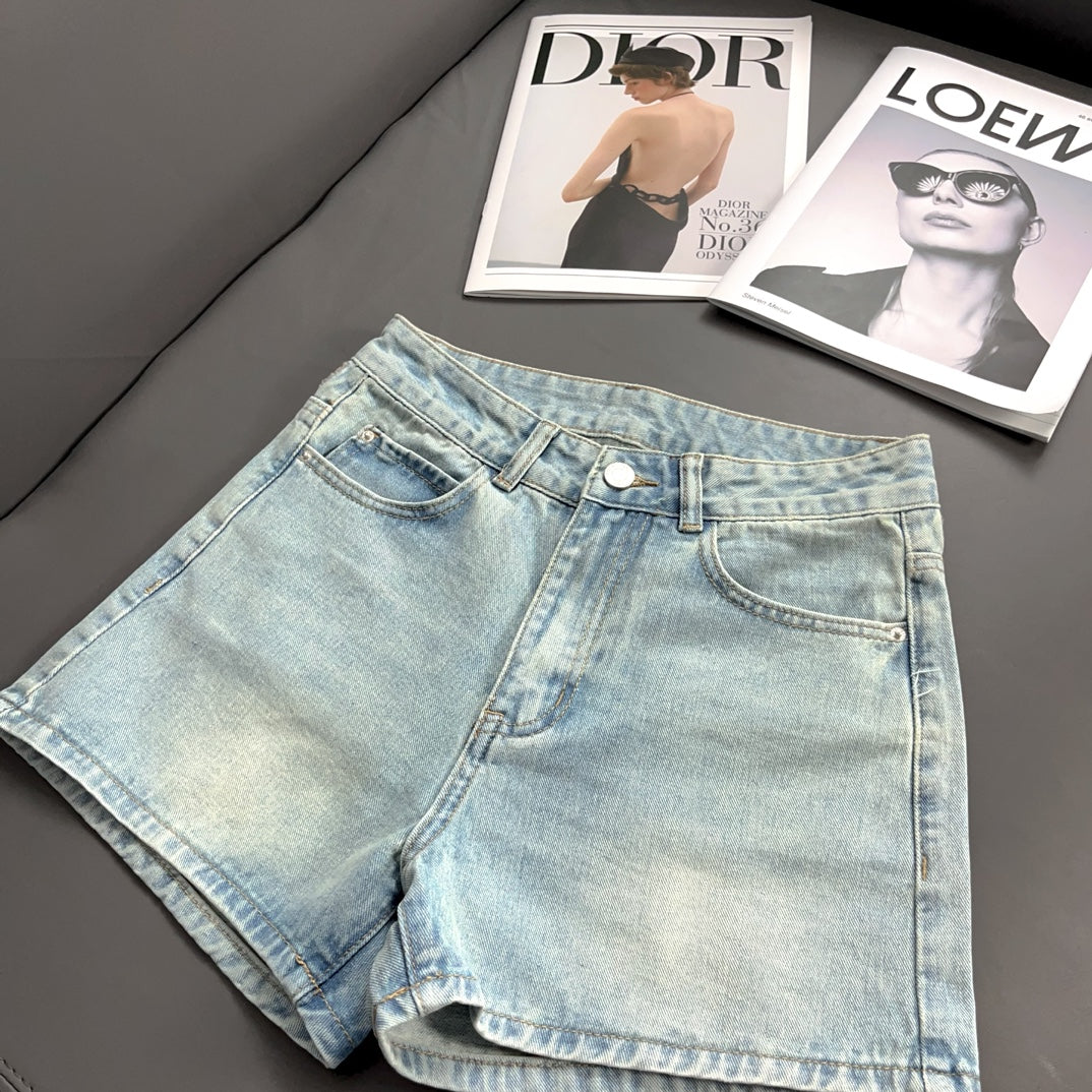 0528 Denim shorts with cutout letters