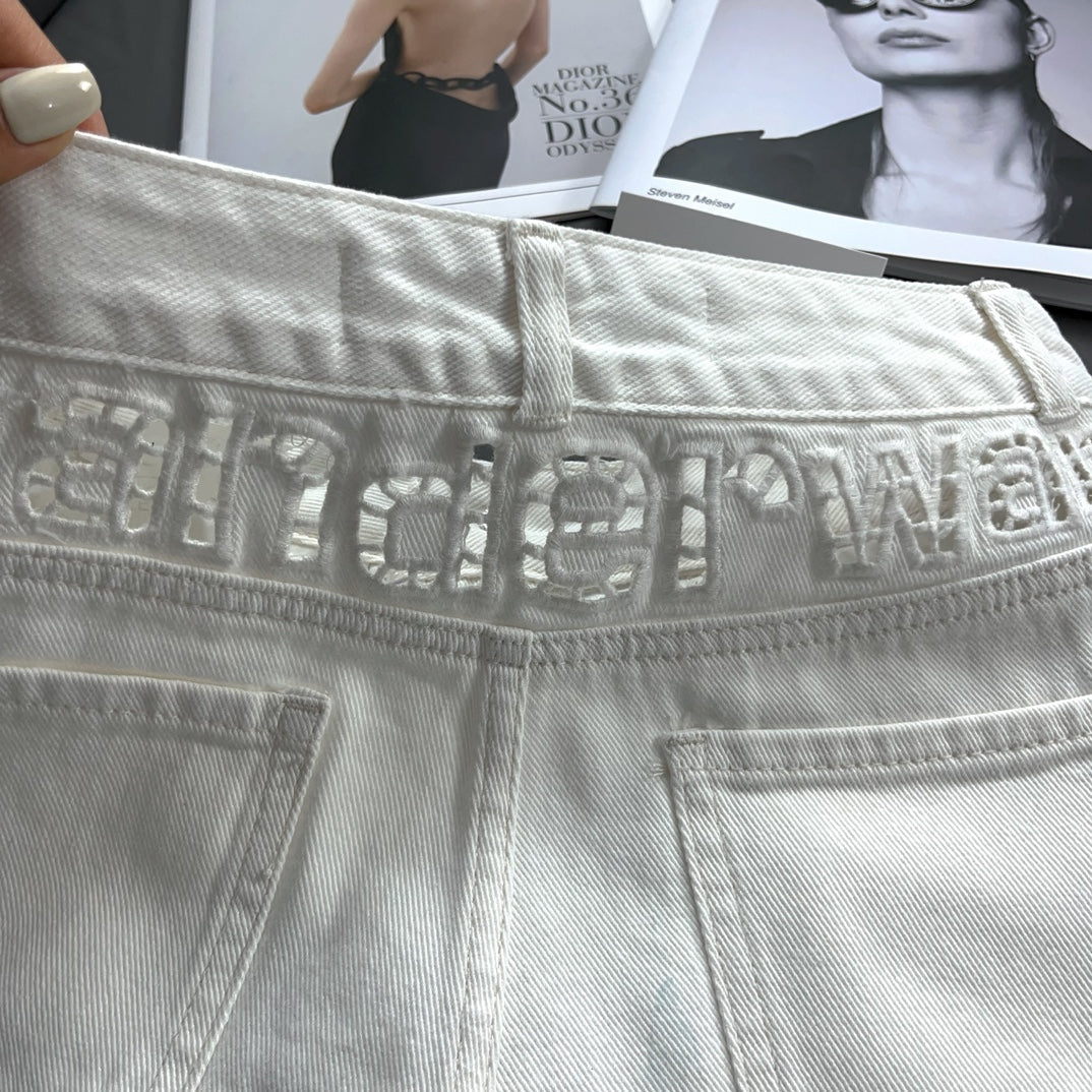 0528 Denim shorts with cutout letters