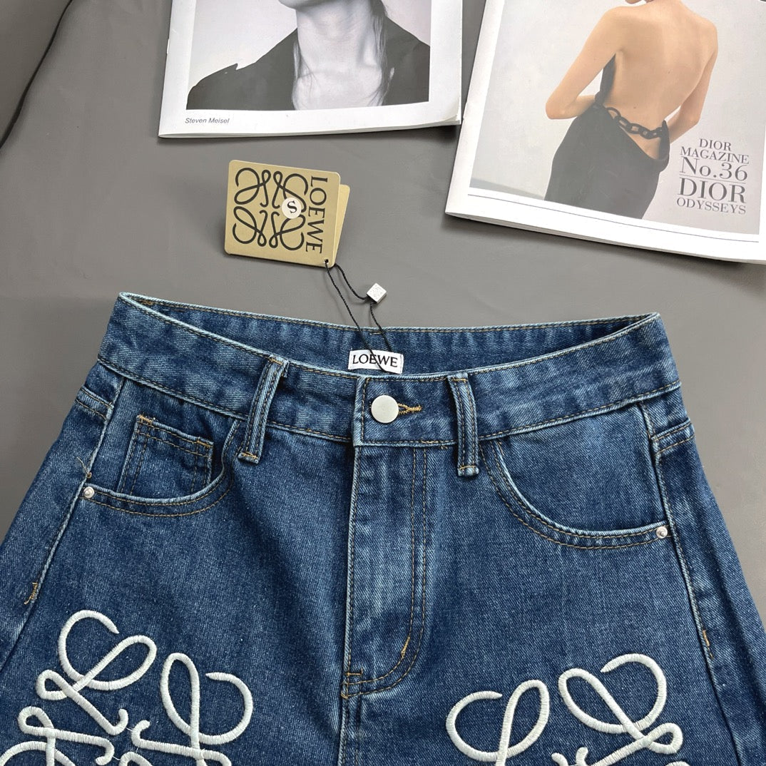 0528 Embroidered denim shorts