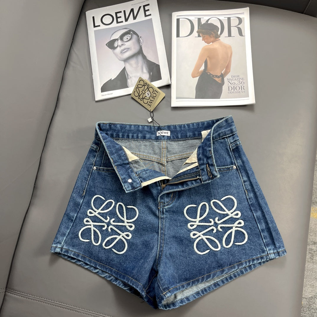 0528 Embroidered denim shorts