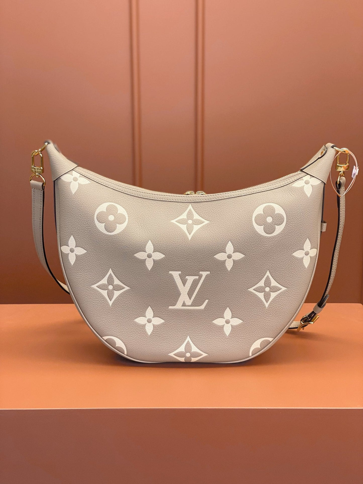 0528 Loop Hobo Monogram Empreinte Leather