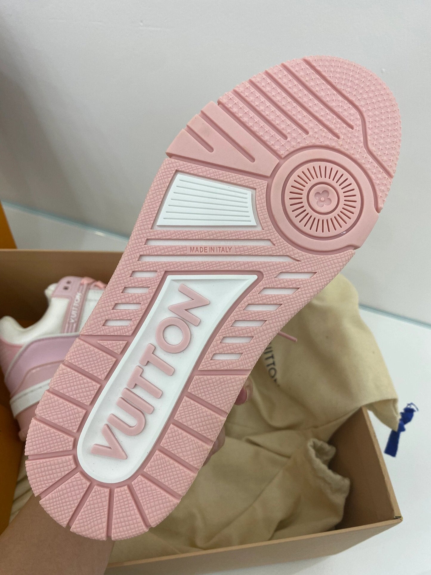 0528 Sakura pink sneakers