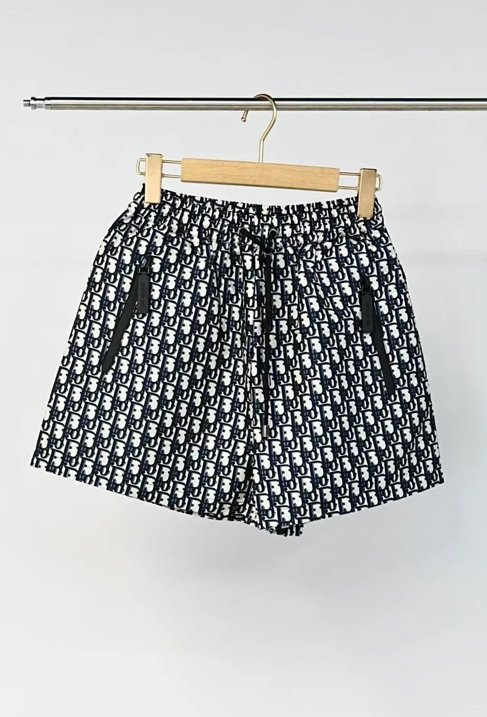 0528 technical taffeta shorts