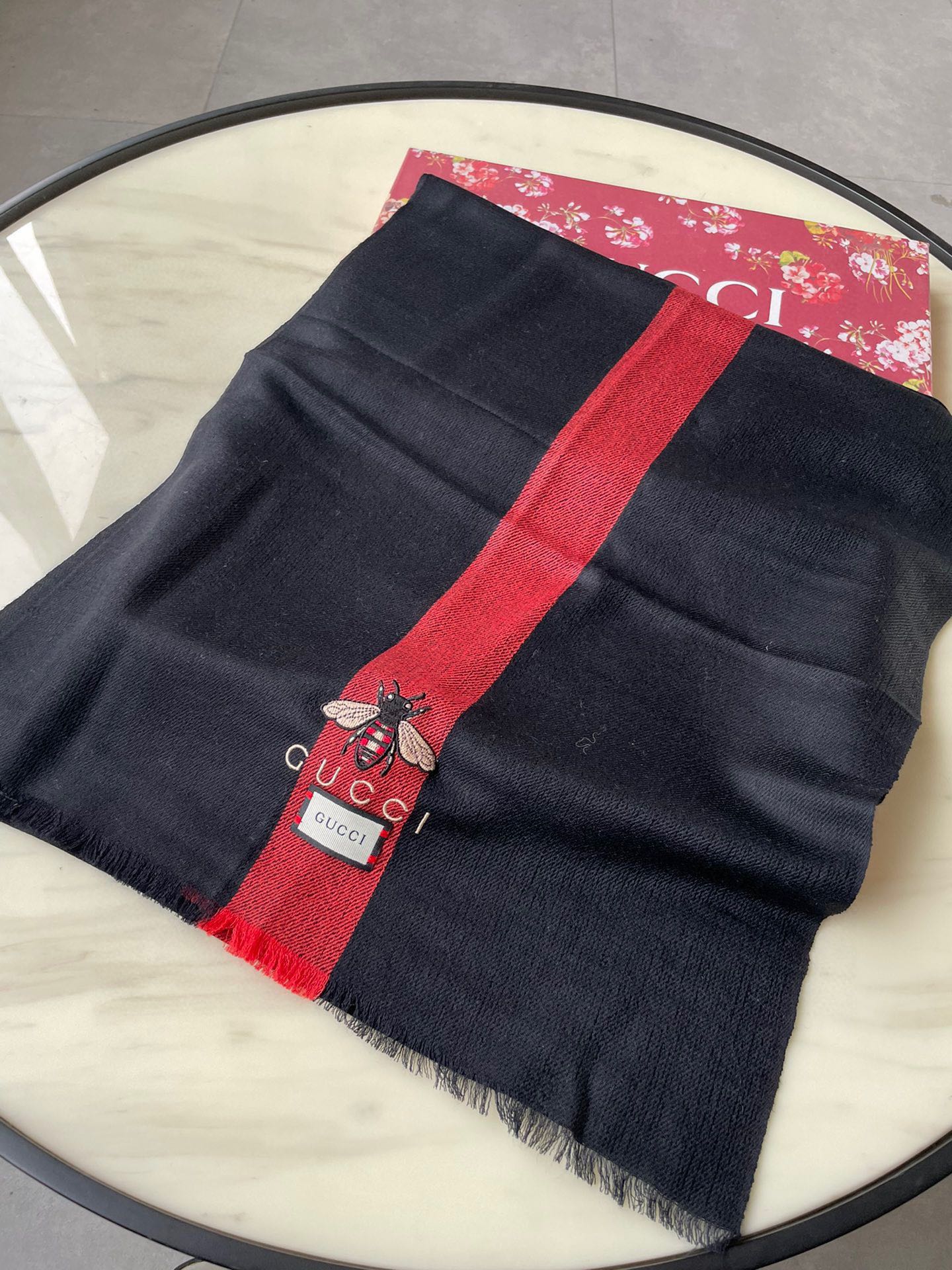 1002 Classic Soft and Comfortable Scarf